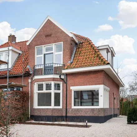 Rent this 4 bed apartment on P.J. Lomanplein 4 in 1405 BJ Bussum, Netherlands