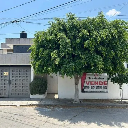 Image 2 - Calle San Luis 120, La Martinica, 37500 León, GUA, Mexico - House for sale
