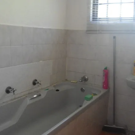 Rent this 2 bed apartment on Chelsea Road in Woodside, Pinetown