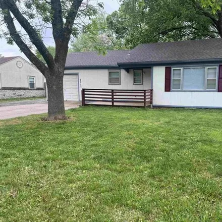 Buy this 2 bed house on 2313 Southwest Mission Avenue in Topeka, KS 66614