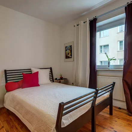 Rent this 15 bed apartment on Schraudolphstraße 15 in 80799 Munich, Germany