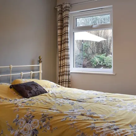 Rent this 1 bed duplex on Treverbyn in PL26 8YB, United Kingdom