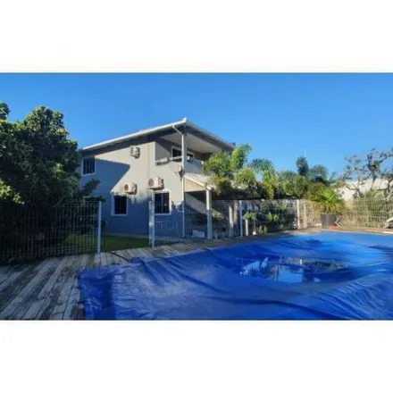 Rent this 5 bed house on Servidão João Francisco Celestino in Ingleses do Rio Vermelho, Florianópolis - SC