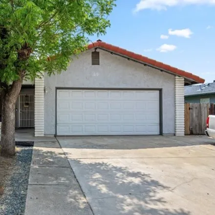 Buy this 3 bed house on 1647 West Westfield Avenue in Porterville, CA 93257