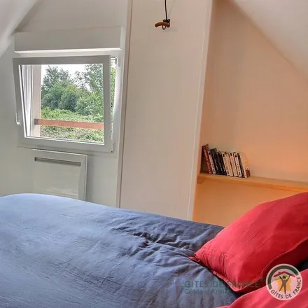 Rent this 2 bed house on Chemin Roz ar Vilin in 22560 Trébeurden, France