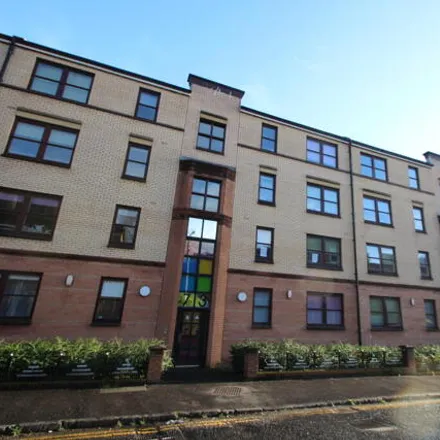 Rent this 2 bed apartment on Tiffney's in Otago Street, North Kelvinside