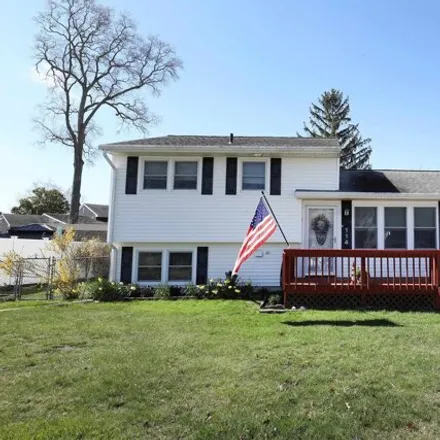Buy this 4 bed house on 180 Willow Drive in Lower Township, NJ 08204