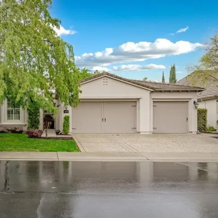 Buy this 4 bed house on 1816 Swan Falls Lane in Roseville, CA 95661