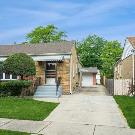 Buy this 3 bed house on 8250 Monticello Avenue in Skokie, IL 60076