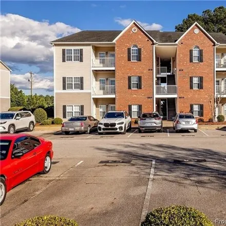 Rent this 2 bed condo on Carlie C's IGA in 690 South Reilly Road, Cliffdale