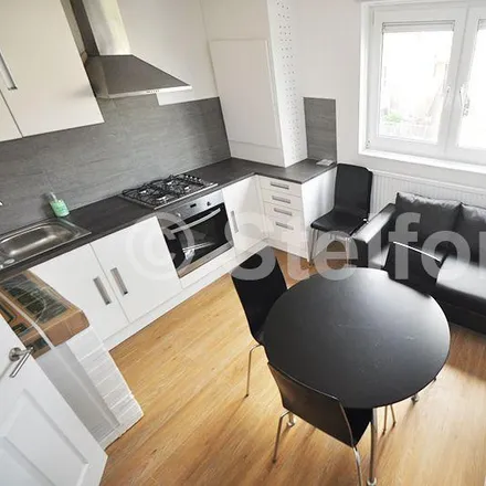 Rent this 4 bed apartment on 183 Bredgar Road in London, N19 5XG