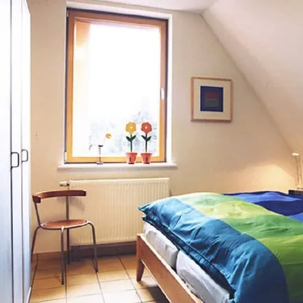 Rent this 3 bed apartment on Freiwillige Feuerwehr Wieck a. Darß in Kargweg 1a, 18375 Wieck a. Darß
