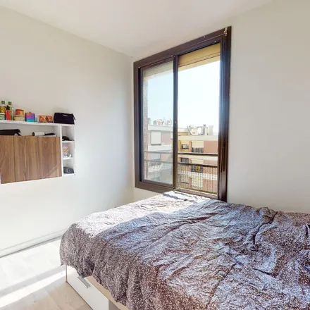 Rent this 4 bed apartment on 5 Rue Vincent van Gogh in 31100 Toulouse, France