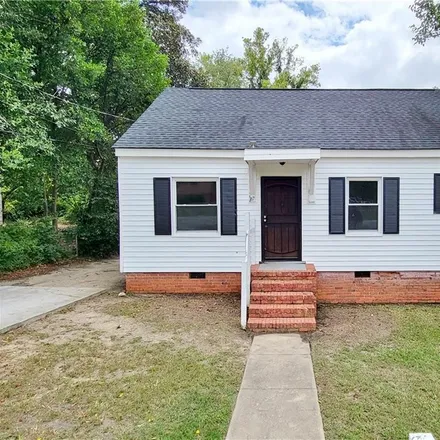 Buy this 3 bed house on 167 Kensington Circle in Fayetteville, NC 28301