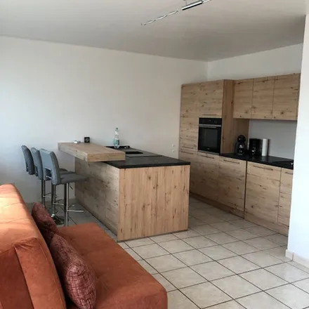 Rent this 2 bed apartment on Aachener Straße 1167a in 50858 Cologne, Germany