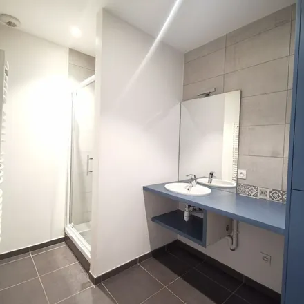 Rent this 3 bed apartment on Voiron - Saint-Bruno in Place de la République, 38500 Voiron