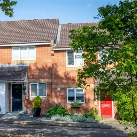 Buy this 2 bed townhouse on Mill Road in Dunton Green, TN13 2UZ