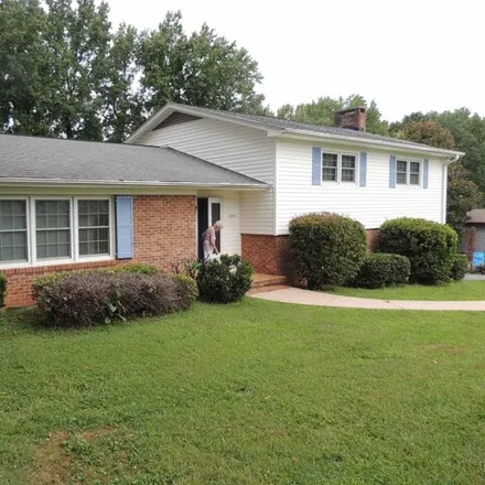 Buy this 4 bed house on 145 Johnson Avenue in Inman, Spartanburg County
