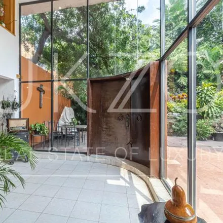 Buy this 3 bed house on Privada de Acacias in Tlaltenango, 62250 Cuernavaca