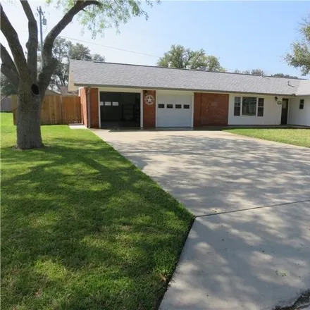 Image 2 - 1393 Mockingbird Lane, Seguin, TX 78155, USA - House for rent