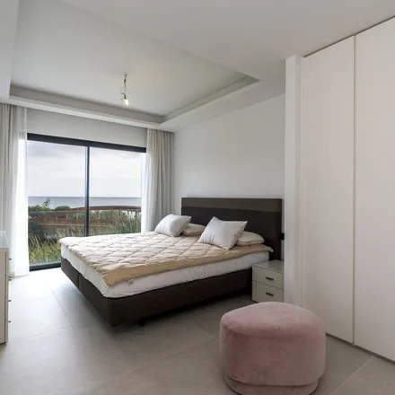Rent this 5 bed duplex on Restaurante La Casa del Rey in Calle Santa Ana, 29680 Estepona