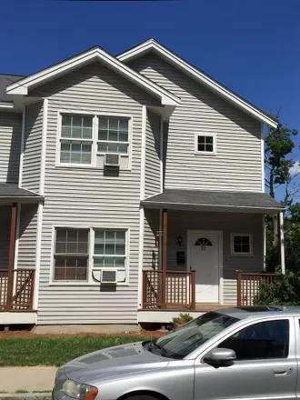Rent this 5 bed townhouse on 33 Juniper Street