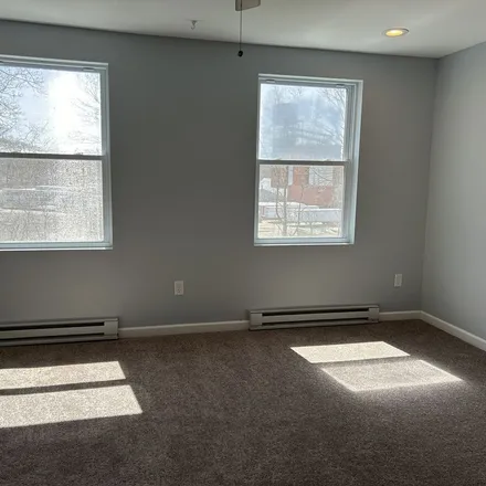 Rent this 1 bed apartment on 152 Route 32 in North Franklin, Southeastern Connecticut Planning Region