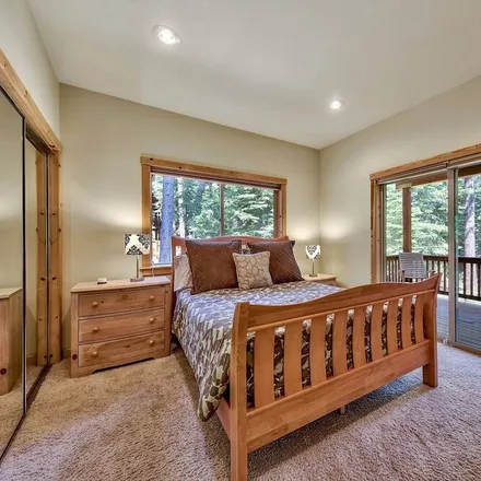 Rent this 5 bed house on South Lake Tahoe