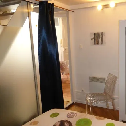 Rent this 3 bed apartment on Rue d'Auvergne in 69002 Lyon, France