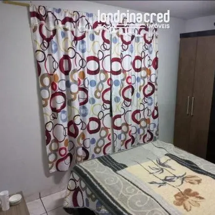 Buy this 2 bed apartment on Rua Celeste Contó Moro in Parigot de Souza, Londrina - PR