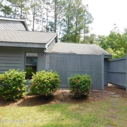 Buy this 2 bed house on 252 Sherbrooke Circle in Laurinburg, NC 28352