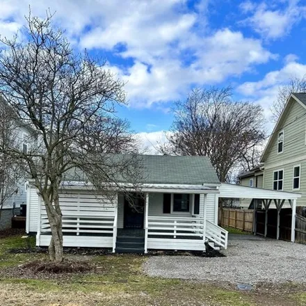 Rent this 3 bed house on 5936 Carl Place in Richland, Nashville-Davidson