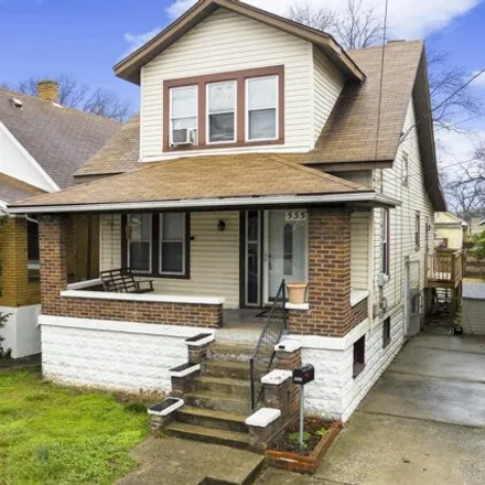 Image 3 - 535 Denmark Street, Louisville, KY 40215, USA - House for sale