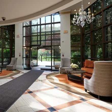 Image 3 - TenTenOne, 10101 Grosvenor Place, Parkside, North Bethesda, MD 20814, USA - Condo for sale