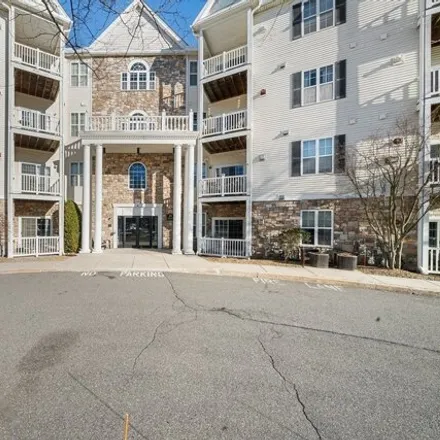 Buy this 2 bed condo on 21 Hampshire Road in Methuen, MA 01844