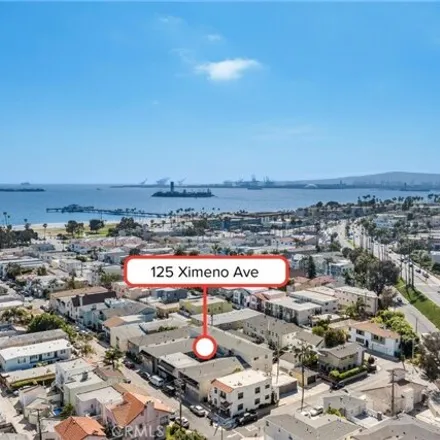 Buy this 16 bed house on 131 Ximeno Avenue in Long Beach, CA 90803