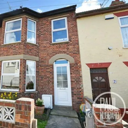 Buy this 3 bed townhouse on Villas in Lowestoft, NR32 1NT