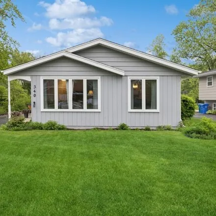 Buy this 3 bed house on 370 Otis Avenue in Downers Grove, IL 60515