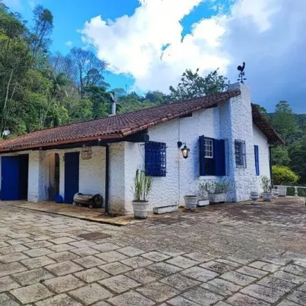 Buy this 7 bed house on Rua Itapora in Cascatinha, Região Geográfica Intermediária de Petrópolis - RJ