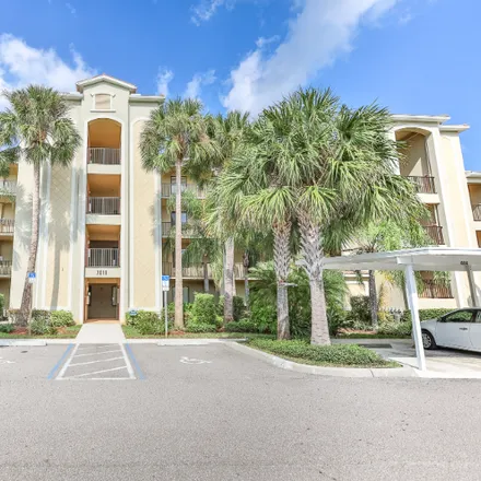 Rent this 2 bed condo on 7019 River Hammock Dr