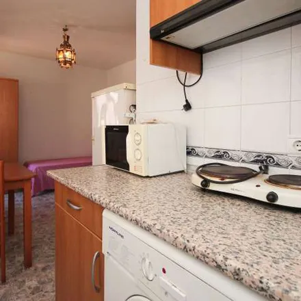 Rent this 1 bed apartment on Eco Eco Shop in Calle Moral de la Magdalena, 37