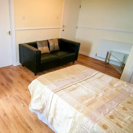 Rent this 1 bed house on Burley Park Community Orchard in Vinery Road, Leeds
