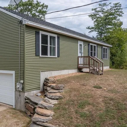 Buy this 3 bed house on 82 Cross Road in Strafford, Strafford County