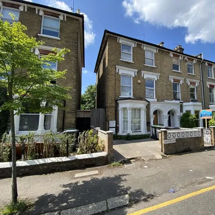 Image 2 - 25 Lancaster Road, London, N4 4PP, United Kingdom - Apartment for rent