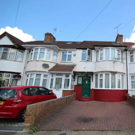 Buy this 3 bed townhouse on Mount Pleasant in London, HA0 4LP