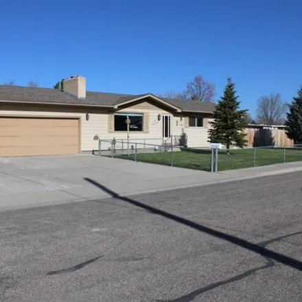 Buy this 3 bed house on 955 Northgate Drive in Pocatello, ID 83201