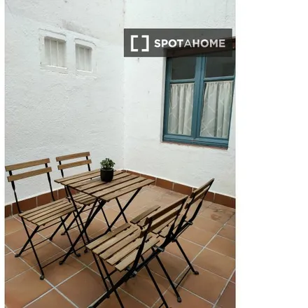 Image 6 - Edificio Barbalos, Calle los Perdones, 8, 37002 Salamanca, Spain - Room for rent