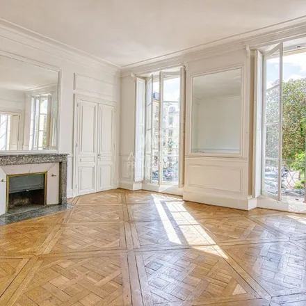 Image 9 - Parterre du Midi, Cour du Dauphin, 78000 Versailles, France - Apartment for rent