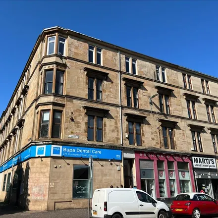 Rent this 4 bed apartment on Homecare & Hardware in Dumbarton Road, Partickhill