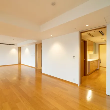 Rent this 2 bed apartment on 株式会社オープンドア in 福吉坂, Akasaka 2-chome